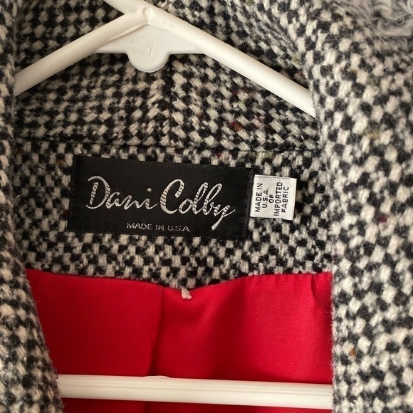 Women’s Wool vintage Dani Colby Short Coat Size Small in Excellent Used … - Picture 4 of 6